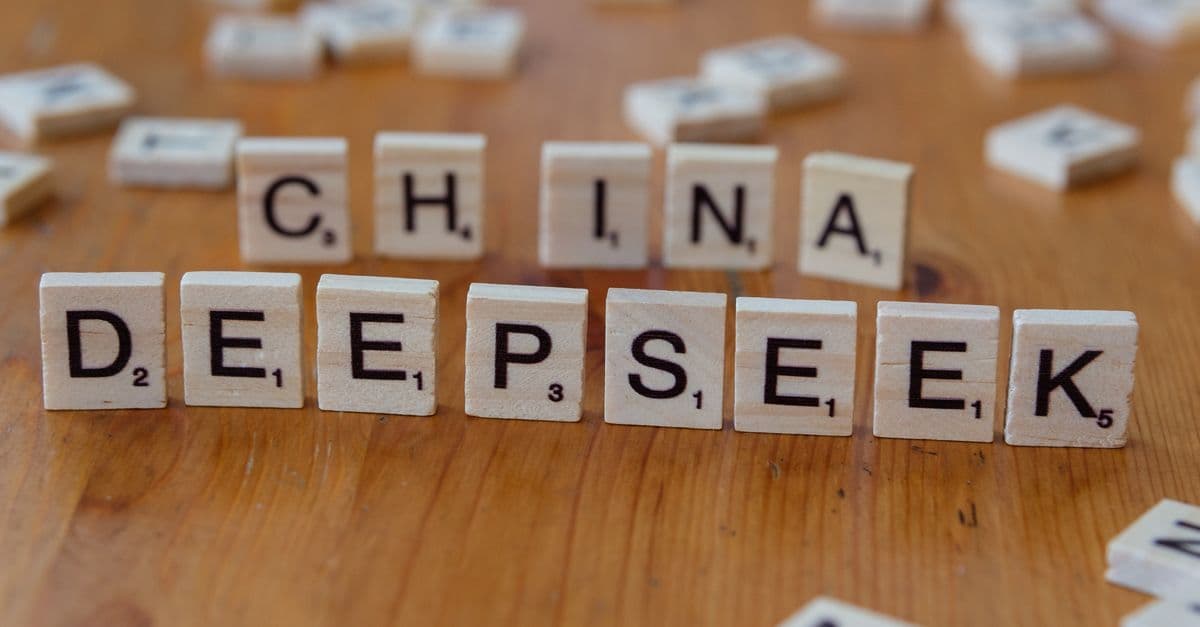 Qwen And DeepSeek Push Chinese AI Right To Anthropic's Doorstep image